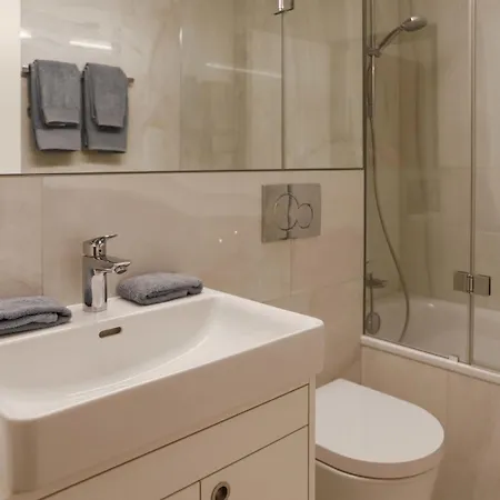 Apartament Pasadena-3 By Interhome